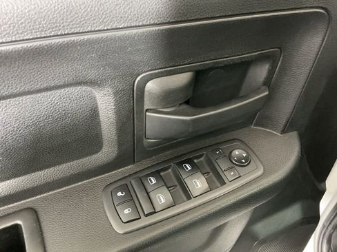 Used 2018 RAM 3500 Tradesman w/ Chrome Appearance Group image 12