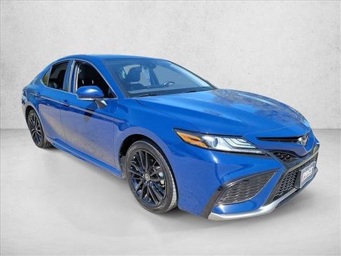 Used 2024 Toyota Camry XSE image 3