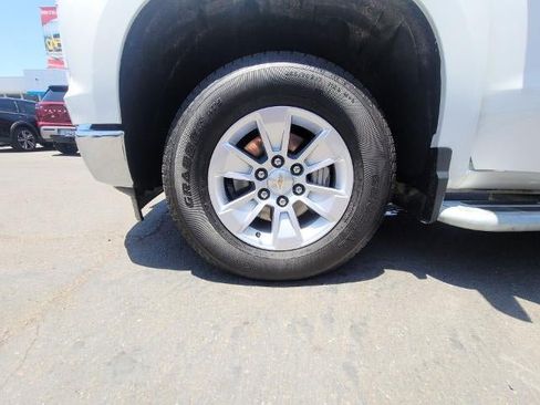 Used 2025 Chevrolet Silverado 1500 W/T RWD image 28