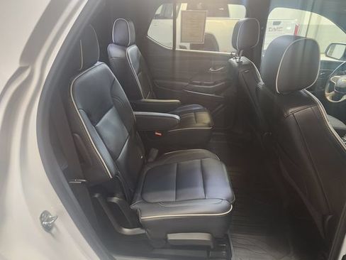 Certified 2023 Chevrolet Traverse Premier w/ LPO, Floor Liner Package AWD/4WD image 13