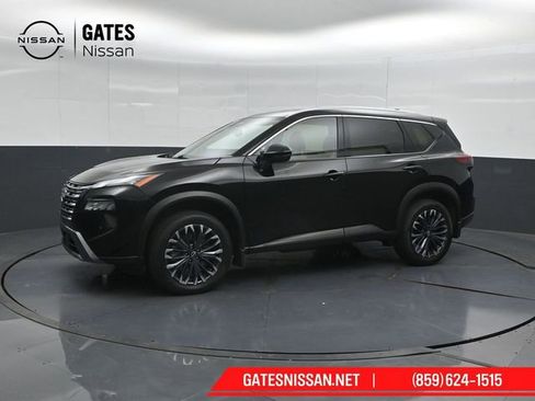 Used 2025 Nissan Rogue SL w/ Tech Package AWD/4WD image 7