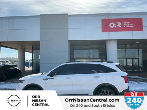 Used 2023 Kia Sorento SX Prestige image 8