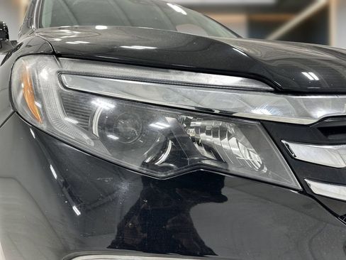 Used 2017 Honda Pilot Elite image 10