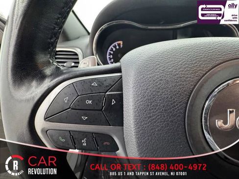 Used 2021 Jeep Grand Cherokee Limited X AWD/4WD image 21