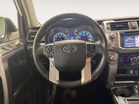 Used 2019 Toyota 4Runner SR5 Premium image 13