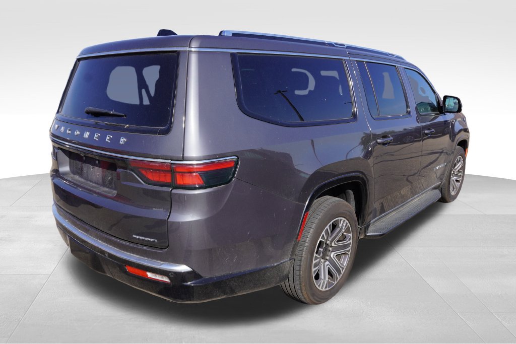 Certified 2024 Jeep Wagoneer L Series II w/ Flexible Seating Group AWD/4WD image 2