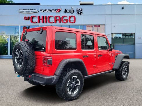 Certified 2025 Jeep Wrangler Unlimited Rubicon 4xe w/ Convenience Group AWD/4WD image 4