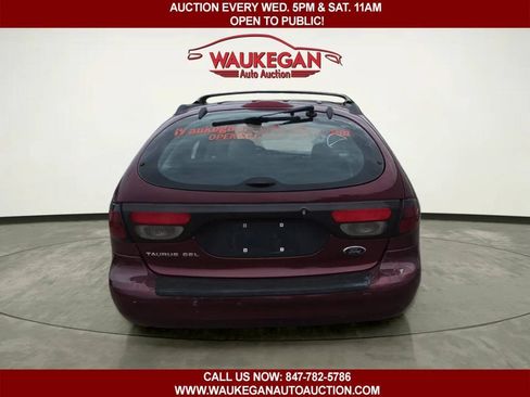Used 2004 Ford Taurus SEL FWD image 6