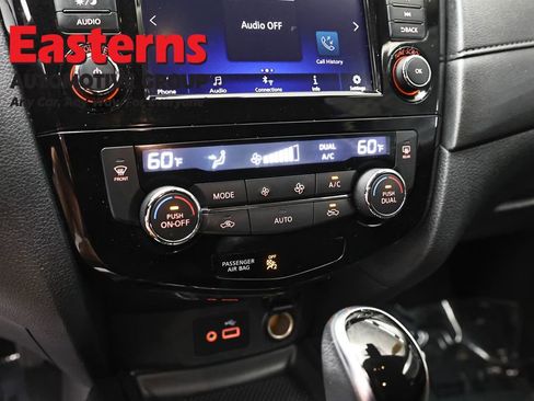 Used 2020 Nissan Rogue SV AWD/4WD image 20