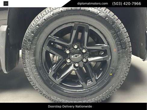 Used 2019 Chevrolet Silverado 1500 LT Trail Boss image 37
