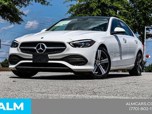 Used 2025 Mercedes-Benz C 300 Sedan image 2