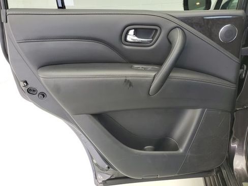 Used 2024 INFINITI QX80 Luxe AWD/4WD image 17
