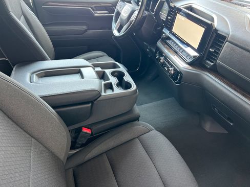 Used 2024 GMC Sierra 1500 SLE AWD/4WD image 15