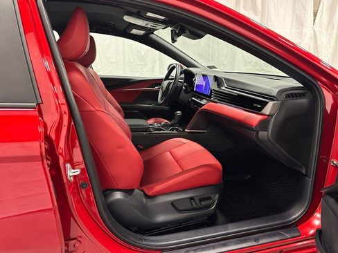 Used 2025 Toyota Camry XSE image 58