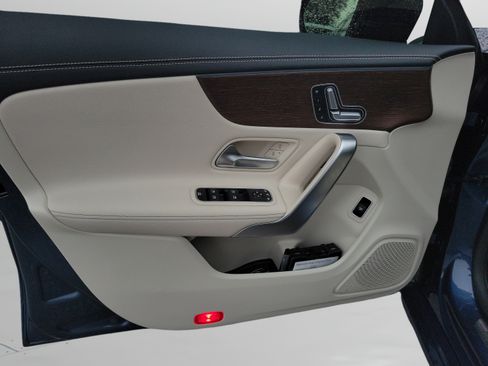 Used 2023 Mercedes-Benz CLA 250 image 15