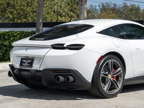 Used 2024 Ferrari Roma image 7