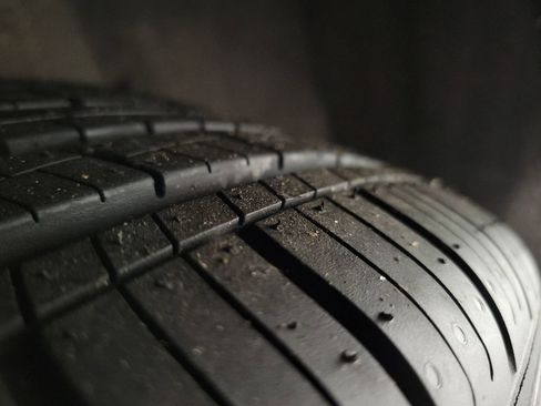 Used 2019 Toyota Camry LE image 12