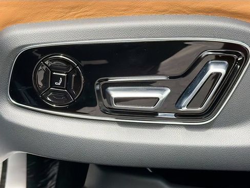 New 2026 Audi A8 L 3.0T AWD/4WD image 25