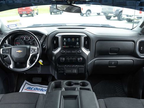 Used 2023 Chevrolet Silverado 2500 LT AWD/4WD image 16