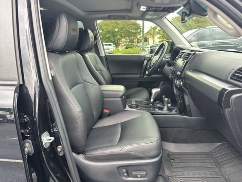 Used 2023 Toyota 4Runner TRD Off-Road Premium w/ Moonroof Package AWD/4WD image 22