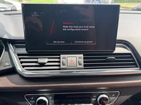 Certified 2023 Audi Q5 2.0T Premium w/ Convenience Package AWD/4WD image 19