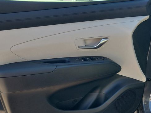 New 2026 Hyundai Tucson SEL FWD image 17