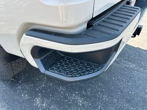 New 2026 GMC Sierra 2500 AT4 w/ AT4 Premium Plus Package AWD/4WD image 39