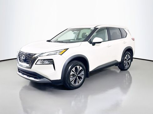 Used 2023 Nissan Rogue SV FWD image 4
