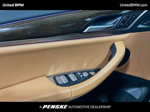 Used 2023 BMW X3 sDrive30i w/ Premium Package image 3