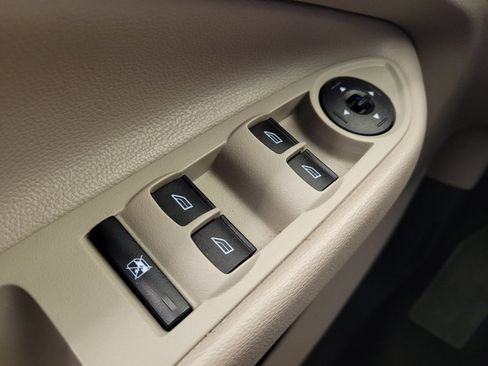 Used 2018 Ford Escape SEL FWD image 27