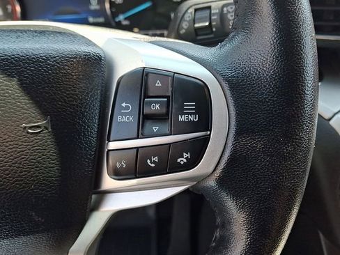 Certified 2022 Ford Explorer XLT w/ Equipment Group 202A AWD/4WD image 23
