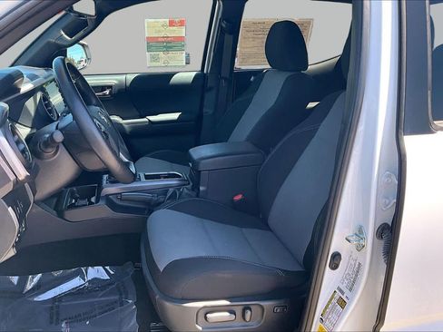 Certified 2023 Toyota Tacoma TRD Sport w/ Advanced Technology Package AWD/4WD image 7