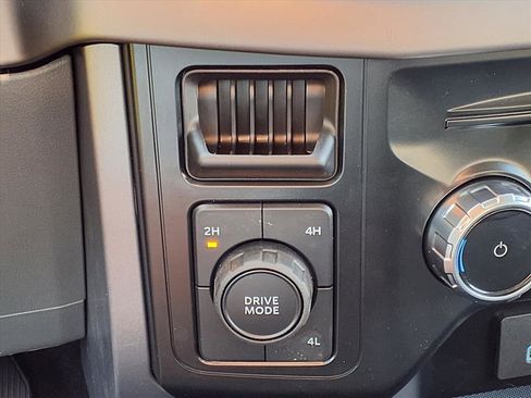 Used 2024 Ford F150 XLT image 11