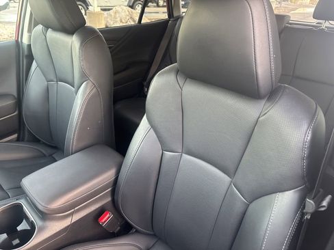 Used 2021 Subaru Outback Limited image 14