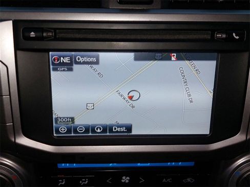 Used 2016 Toyota 4Runner Limited image 19