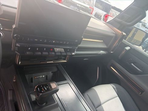 Used 2024 GMC Hummer EV 3X w/ Battery Pack, 24 Module Pack AWD/4WD image 9