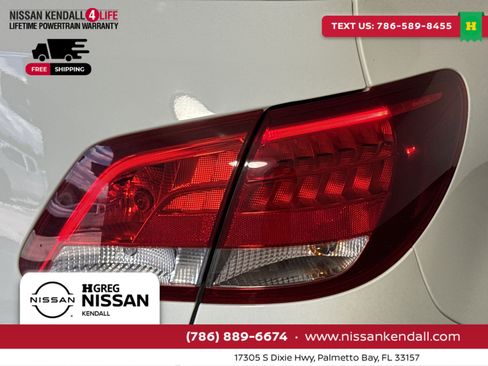 Used 2017 Mercedes-Benz B 250e image 30