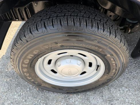 Used 2006 Ford E-150 and Econoline 150 RWD image 37