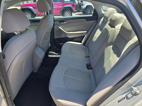 Used 2018 Hyundai Sonata SEL FWD image 10