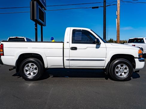 Used 2007 GMC Sierra 1500 SLE w/ Light Duty Power Package image 7