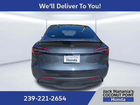 Used 2022 Tesla Model Y Performance AWD/4WD image 5
