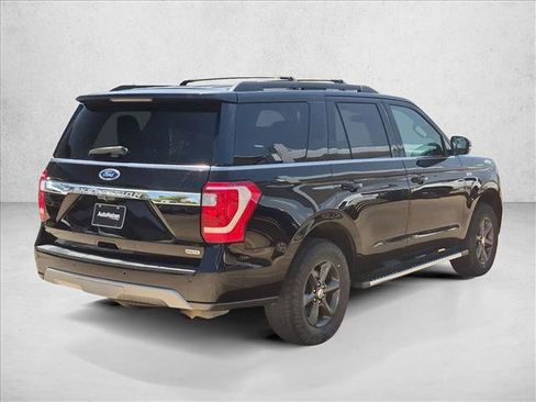 Used 2019 Ford Expedition XLT w/ Equipment Group 202A AWD/4WD image 5