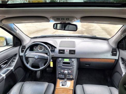 Used 2012 Volvo XC90 3.2 image 15