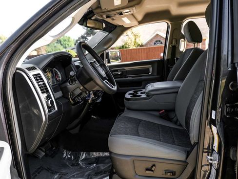 Used 2016 RAM 2500 SLT image 4