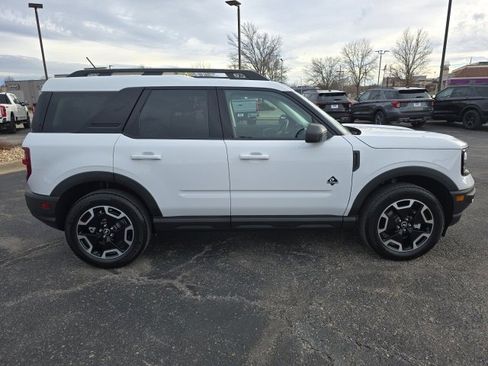 Used 2023 Ford Bronco Sport Outer Banks image 6