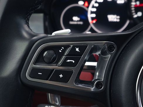 Certified 2022 Porsche Cayenne Turbo image 45