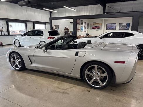 Used 2008 Chevrolet Corvette Convertible w/ Preferred Equipment Group RWD image 7