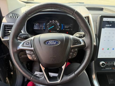 Used 2023 Ford Edge Titanium w/ Equipment Group 301A AWD/4WD image 16