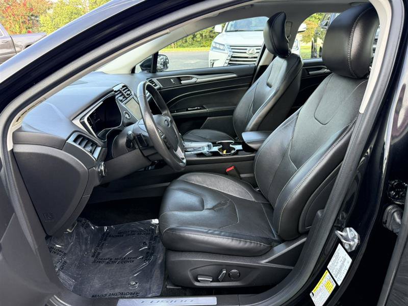 Used 2015 Ford Fusion Titanium AWD/4WD image 28