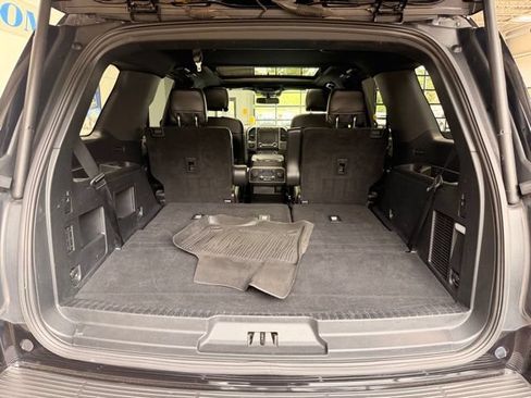 Used 2020 Ford Expedition XLT w/ Equipment Group 202A AWD/4WD image 12